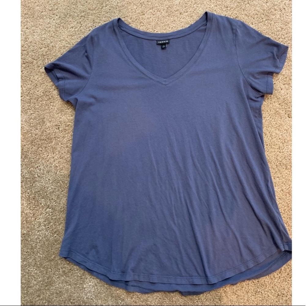Torrid v-neck shirt